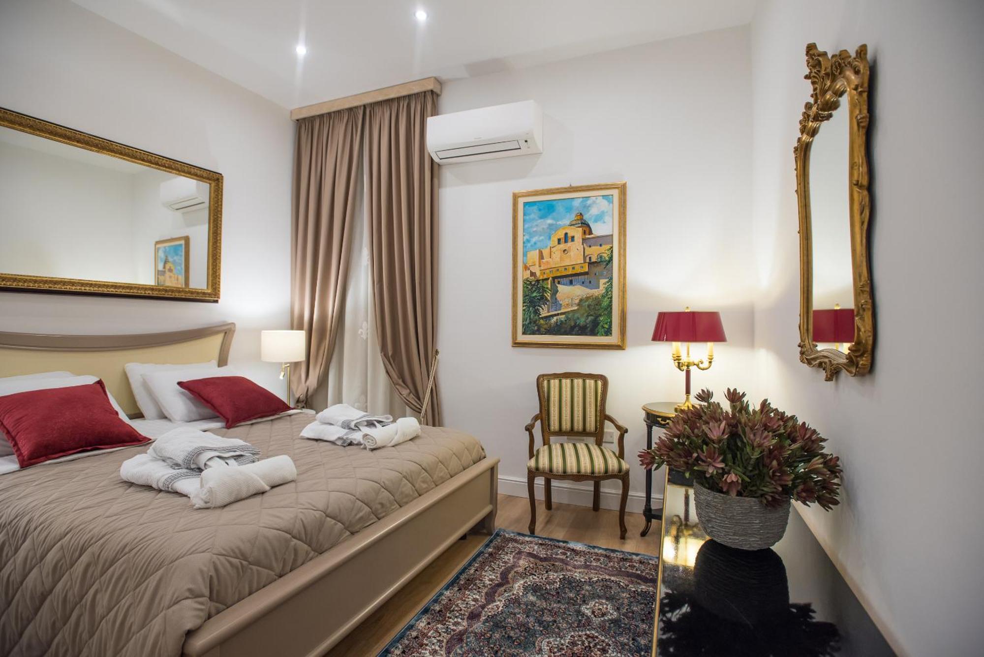 Apartment In The City Centre กาญารี ภายนอก รูปภาพ
